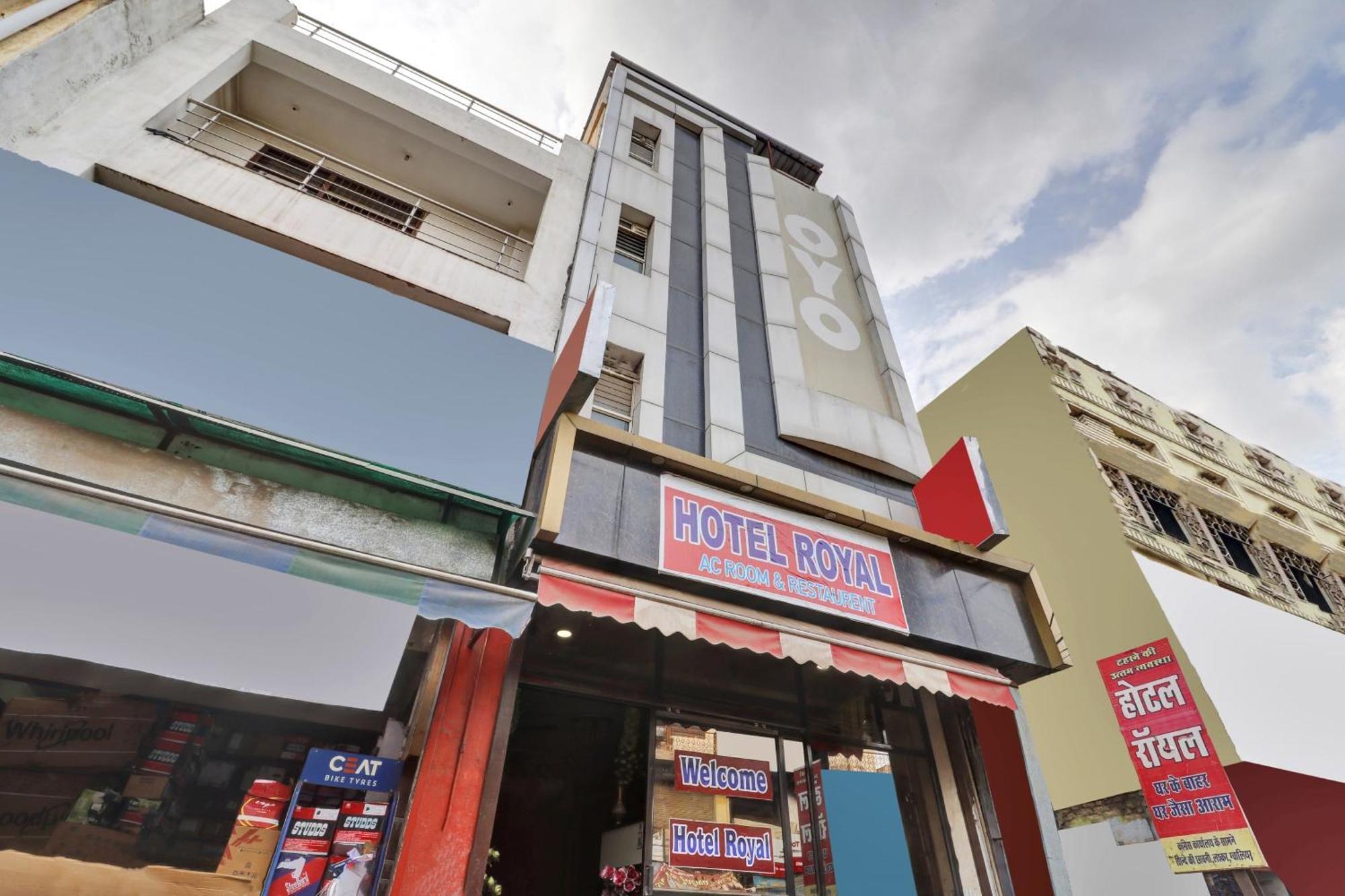 Capital O Royal Inn Near Laskar Gwalior Exterior photo